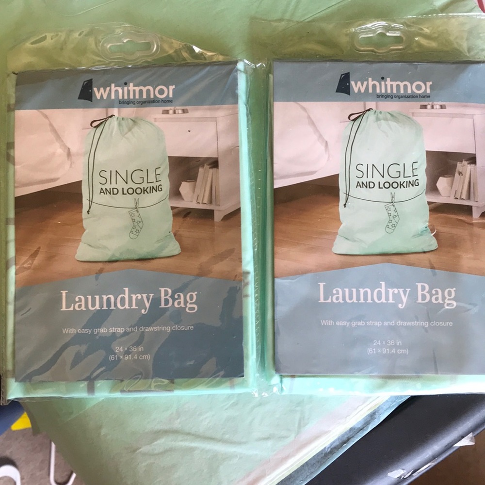 Single and Looking laundry bags